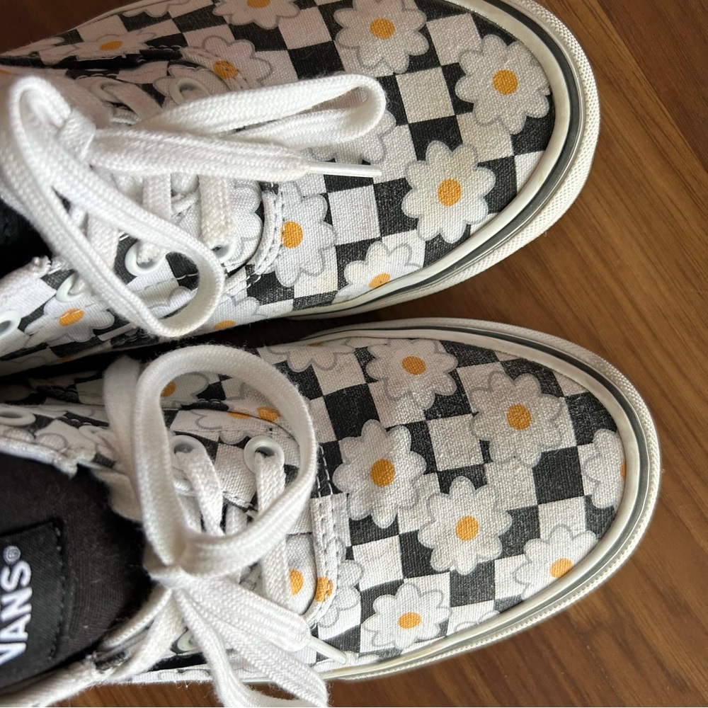 Women’s Vans Black and White Flower Checkered Shoes - Picture 7 of 10